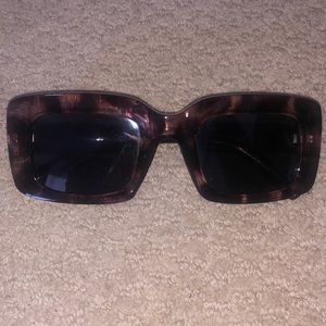 Frye and Co. sunglasses